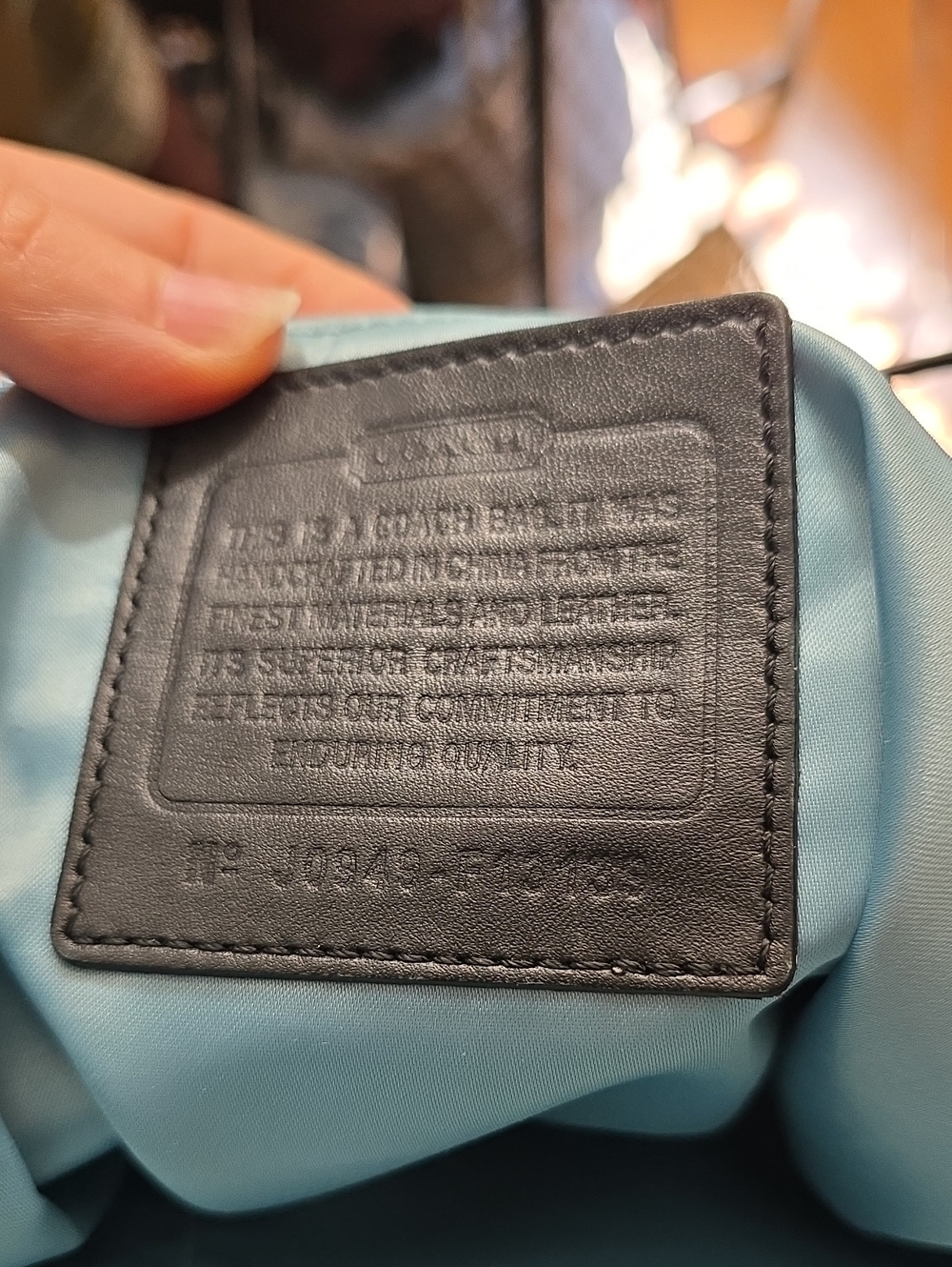 Coach Leah Bag - Picture 7 of 9